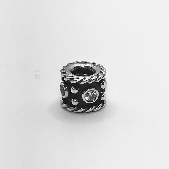 Pandora Oxy Crown Silver CZ Charm - Picture 3 of 3